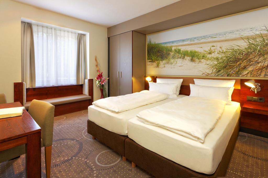 Hotel Kaliebe トラッセンハイデ エクステリア 写真